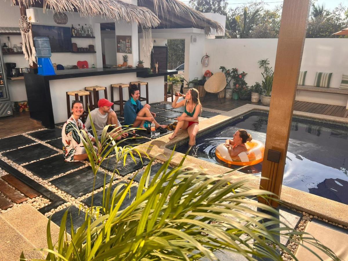 Punta Kai Hotel & Hostal プエルト・エスコンディード エクステリア 写真